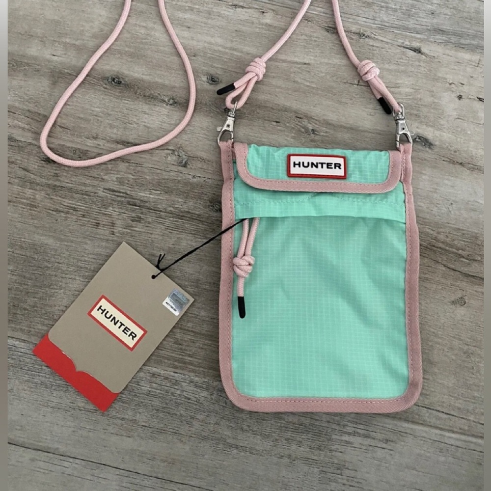 Hunter Original Packable Phone Pouch Mint Green / Pink Trim